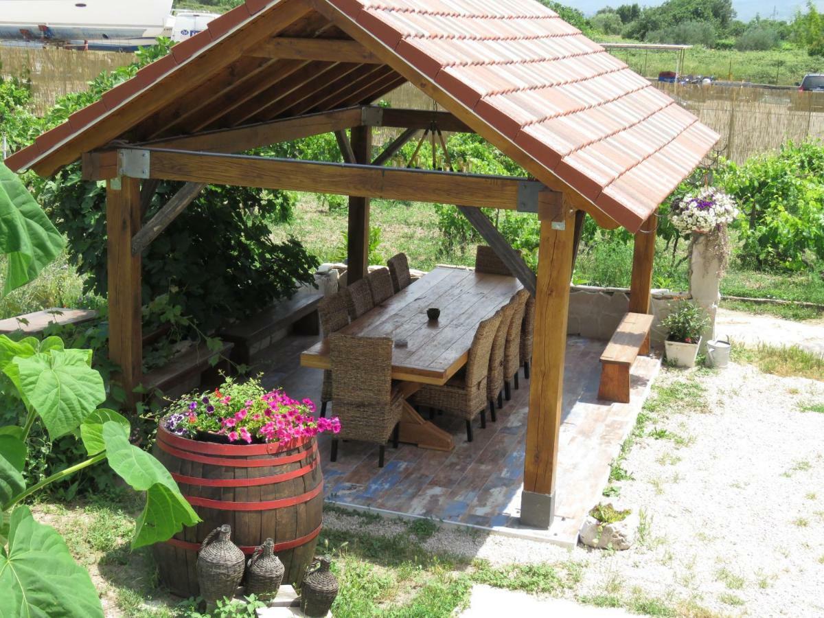 Apartment Smilje Šibenik Exterior foto