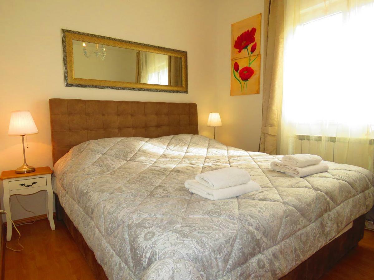 Apartment Smilje Šibenik Exterior foto